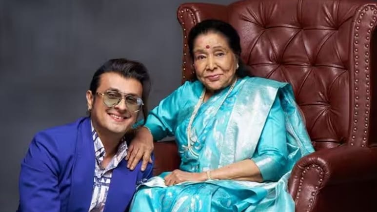Sonu Nigam Recalls Fixing Asha Bhosle's Painful Heel Spur On US Tour, Reveals How She Always Remembered