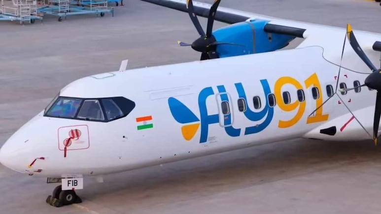 Hubballi Bound Fly91 Flight From Hyderabad Forced To Circle For Hours Amid Bad Weather; Passengers Share Shocking Video