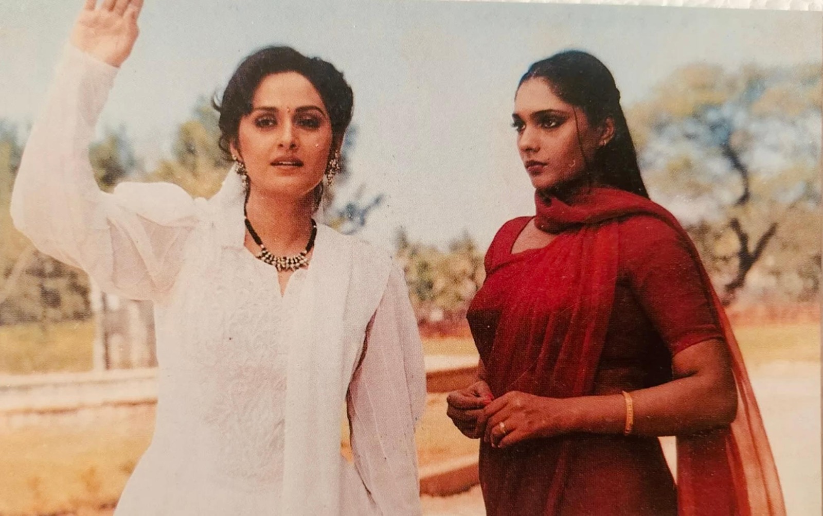 वो फिल्म, जिसमें खलनायिका बनी थी 'आशिकी' गर्ल, सुपरहिट फिल्म की फ्लॉप कॉपी, जितेंद्र-जया प्रदा थे लीड, IMDb रेटिंग 3.8