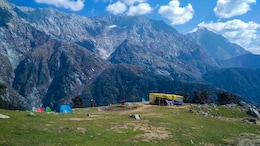 Manali vs Kasol, Which Is Better For A Budget Hill Station Trip This Summer?