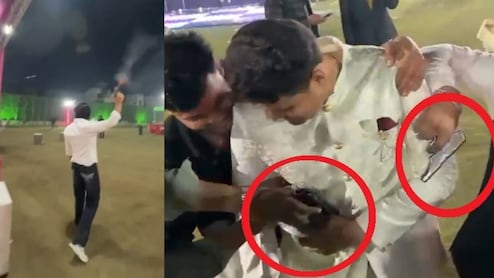 VIDEO: दूल्हे को दोस्तों ने तमंचे किए गिफ्ट, की ताबड़तोड़ फायरिंग; वीडियो वायरल होते ही एक्शन में आई पुलिस