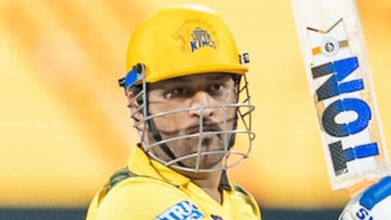 धोनी टीम CSK की प्लेइंग XI में जगह बना पाएंगे? या फिनिशर 'इम्पैक्ट सब' बनकर बरसाएंगे रन