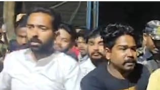 दुर्गापुर में आधी रात थाने के गेट पर पुलिस से भिड़े BJP कार्यकर्ता, TMC से झड़प के बाद मचा बवाल
