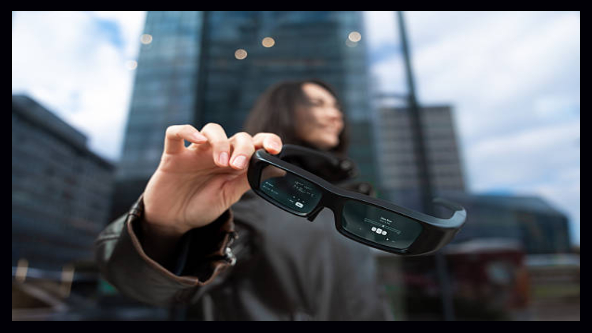 Nothing के AI स्मार्ट ग्लास 2027 में हो सकते हैं लॉन्च, मिलेगा यूनीक डिजाइन!