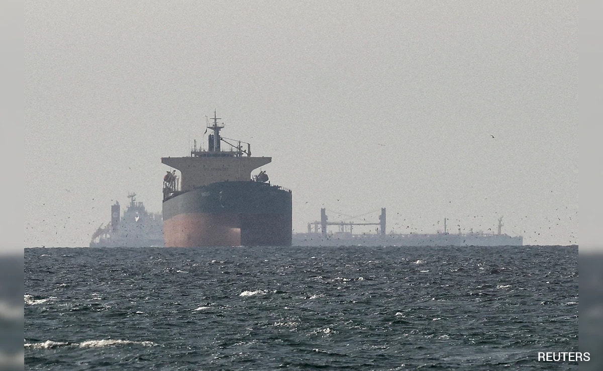 "Hardest Situation Ever": Seafarers Stranded Near Hormuz Grapple With Stress