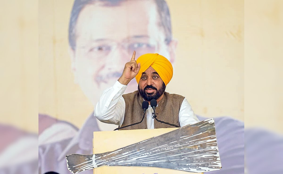 पंजाबी नहीं, बल्कि पंजाब के गद्दार: राघव चड्ढा सहित 7 सांसदों के पार्टी छोड़ने पर CM भगवंत मान  का पलटवार