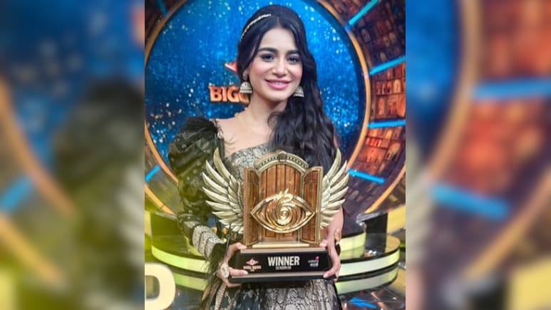 Tanvi Kolte Wins <i>Bigg Boss Marathi 6</i>, Takes Home Rs 15 Lakh Cash Prize