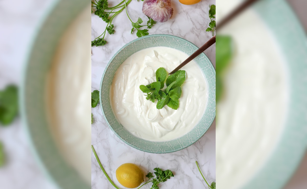 गर्मी में दही जल्दी हो जाता है खट्टा? अपनाएं ये आसान टिप्स, लंबे समय तक रहेगा ताजा और स्वादिष्ट