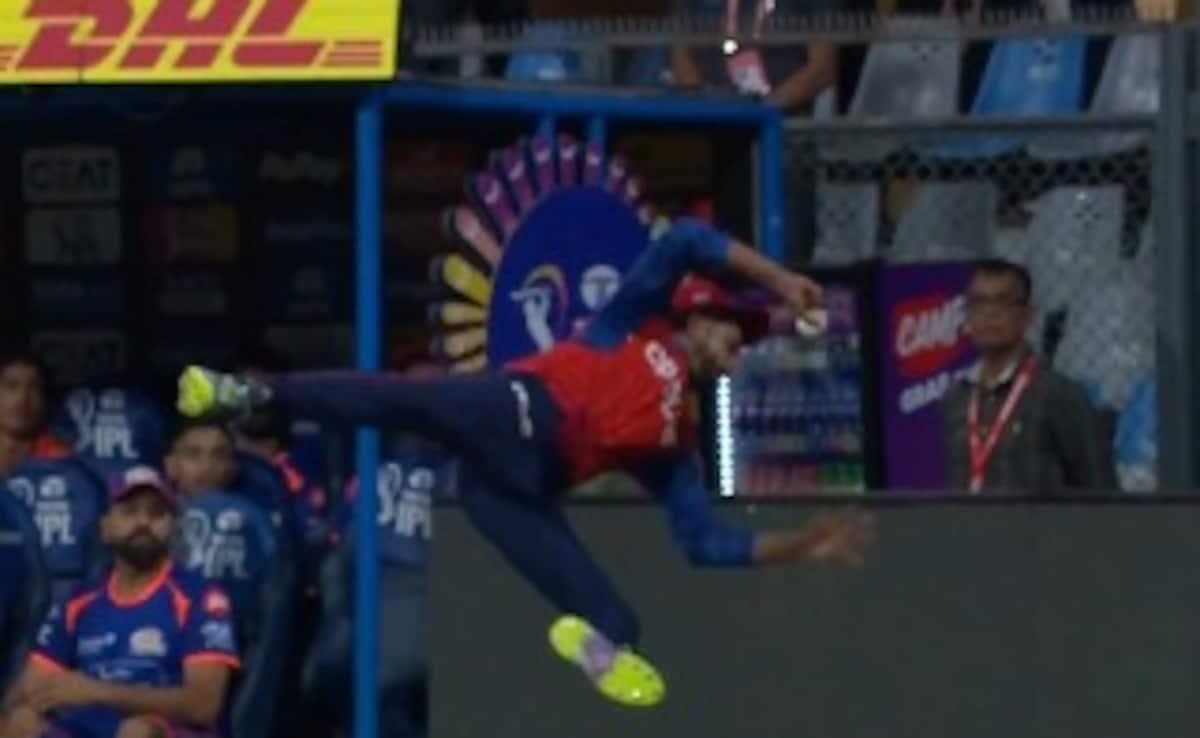 Shreyas Iyer Catch: फील्डिंग का गॉडफ़ादर... सरपंच साहब के कैच पर जॉन्टी रोड्स का रिएक्शन हुआ वायरल, सचिन, सहवाग, सिद्धू सब हुए मुरीद