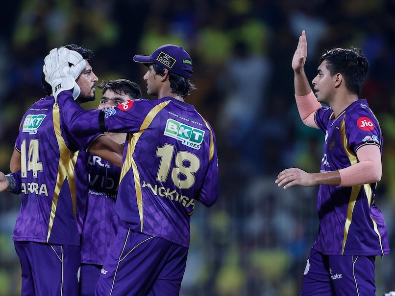 Why Are KKR And CSK Players Wearing Black Armbands In IPL 2026 Game