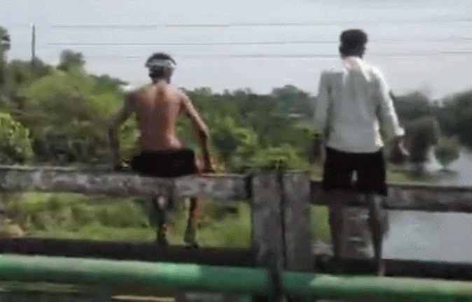 REEL के चक्कर में गई जान! नदी में कूदे दो युवक, एक की मौत, दूसरे को पुलिस ने पकड़ा 