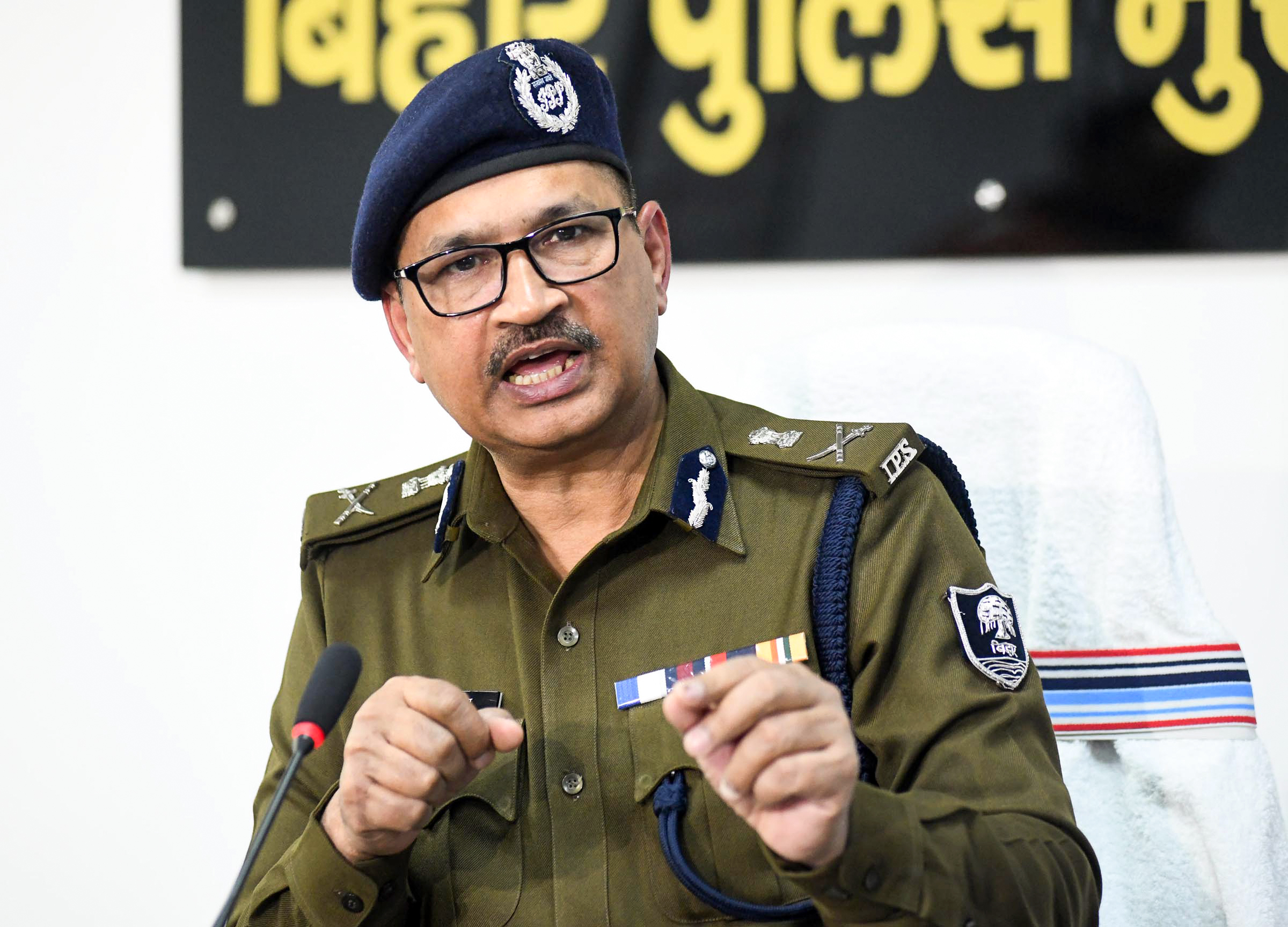 बिहार पुलिस में बड़ा फेरबदल, 32 IPS अधिकारियों को मिली नई जिम्मेदारी; जानिए आपके जिले का प्रभारी कौन?