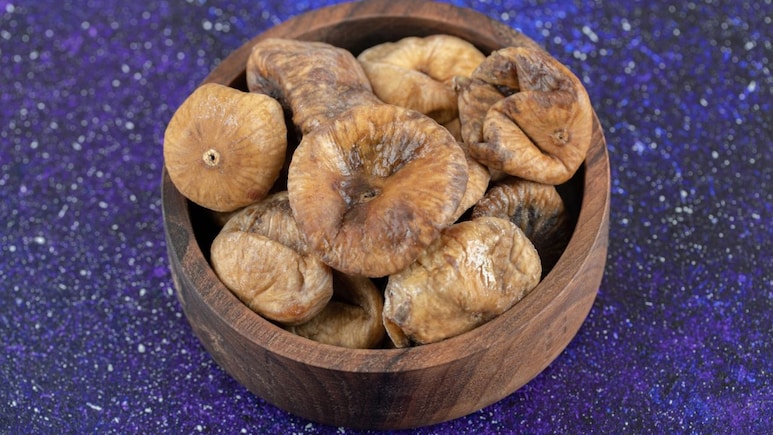 डाइजेशन के लिए दमदार है अंजीर, हड्डियों के लिए भी है फायदेमंद , आज ही करें ऑर्डर