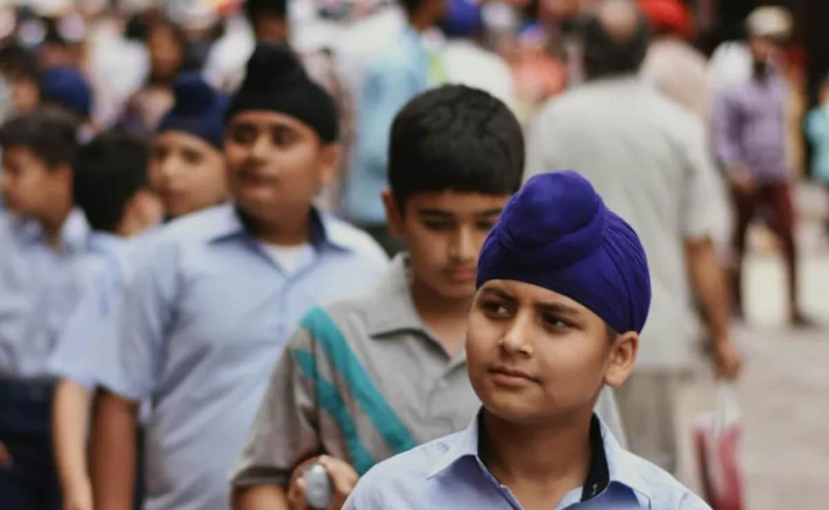 School Assembly News Headlines (April 11): Top National, World, Sports, Education News