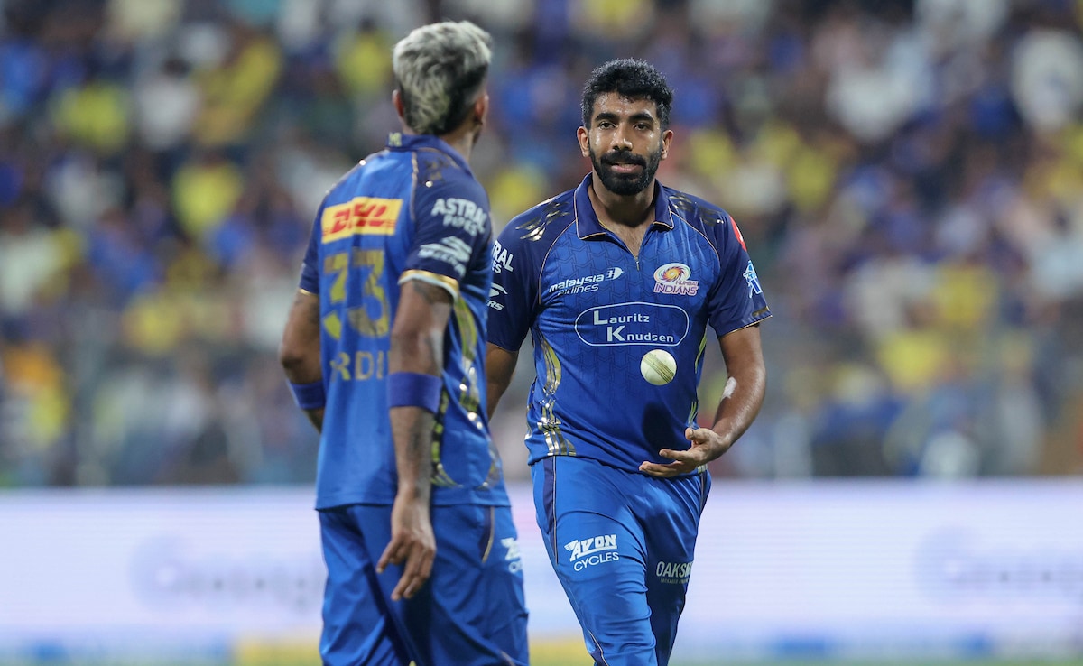IPL 2026: CSK ने 8 विकेट से रौंदा, क्या अब भी प्लेऑफ में पहुंच सकती है मुंबई इंडियंस, जानें समीकरण