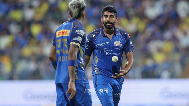 IPL 2026: CSK ने 8 विकेट से रौंदा, क्या अब भी प्लेऑफ में पहुंच सकती है मुंबई इंडियंस, जानें समीकरण
