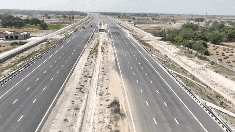 गंगा एक्सप्रेसवे का अगर देख लिया ये ड्रोन VIDEO, गर्व से भर जाएंगे आप