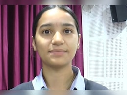 भारत-पाकिस्तान बॉर्डर पर बसे गांव में रहने वाली हर्षिता ने किया कमाल, CBSE 10वीं में हासिल किए 99.8%