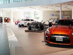 भारत में गाड़ियों की रिकॉर्ड सेल दर्ज़, एक साल में 46.43 लाख पैसेंजर और 2.17 करोड़ दोपहिया वाहनों की बिक्री