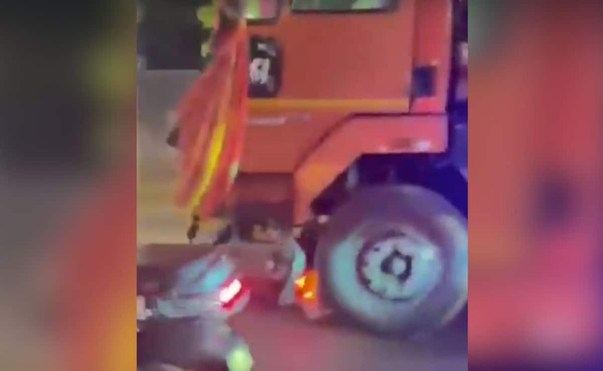 Woman Killed, Husband Injured After Scooty Dragged Under Truck For 1 Km
