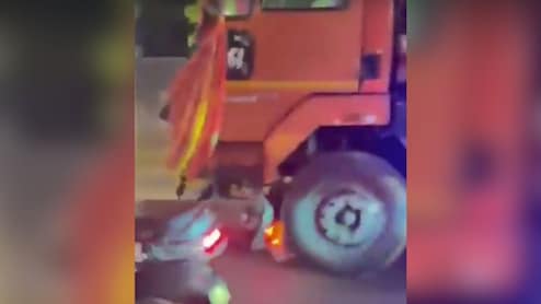 Woman Killed, Husband Injured After Scooty Dragged Under Truck For 1 Km