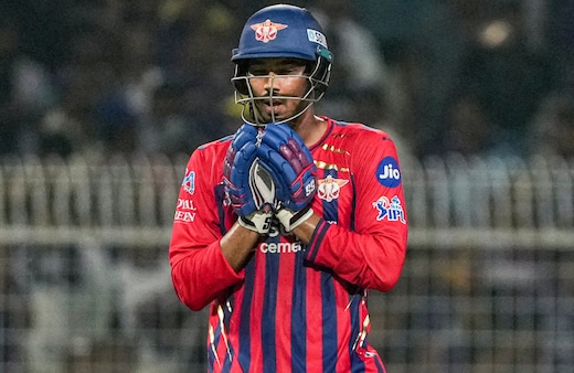 KKR vs LSG Fans commentary: मुकुल ने तो धागा खोल दिया, मैच जिताऊ पारी के बाद युवा बल्लेबाज के फैंस को बनाया दीवाना