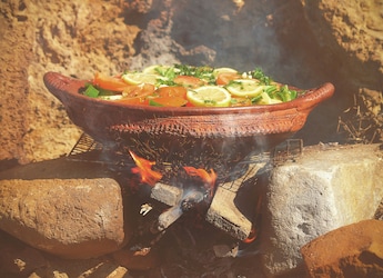 Handi, Tagines, Casseroles: Why The World Has Always Trusted Earthen Pots Over Steel