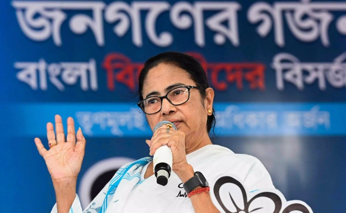 बंगाल चुनाव का गणित: कटे वोटरों के नाम जोड़ने की जद्दोजहद में TMC, इसी पर टिका नतीजा!