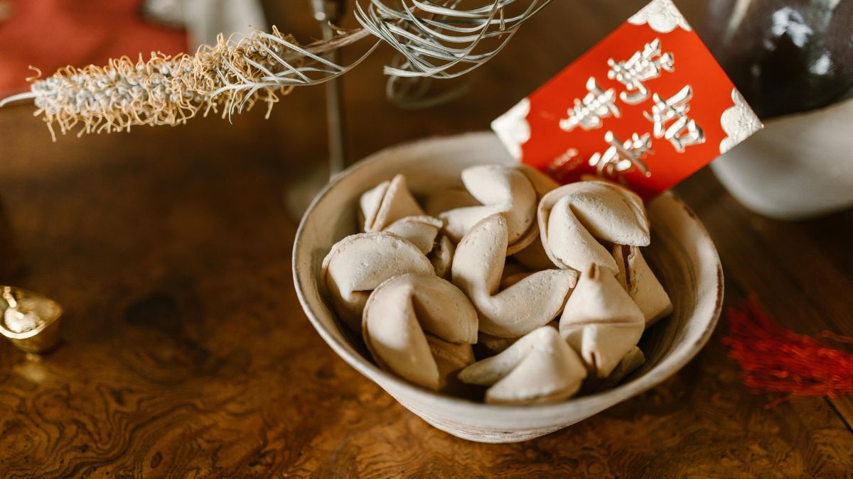 Not China, This Is Where Fortune Cookies From Chinese Restaurants Originate