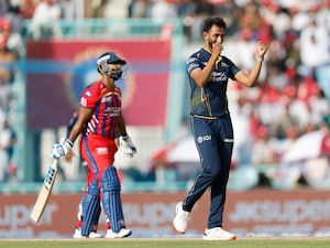 LSG vs GT LIVE Score, IPL 2026: Prasidh Krishna Delivers Fiery Spell As GT Restrict LSG To 164/8