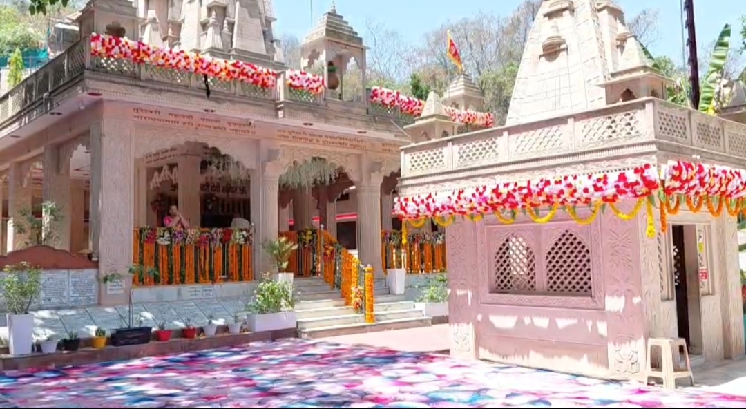 टाइगर रिजर्व में VIP शादी, मंत्री के बेटे के विवाह के लिए मंदिर में सजा पंडाल, वन विभाग ने उखाड़े टेंट