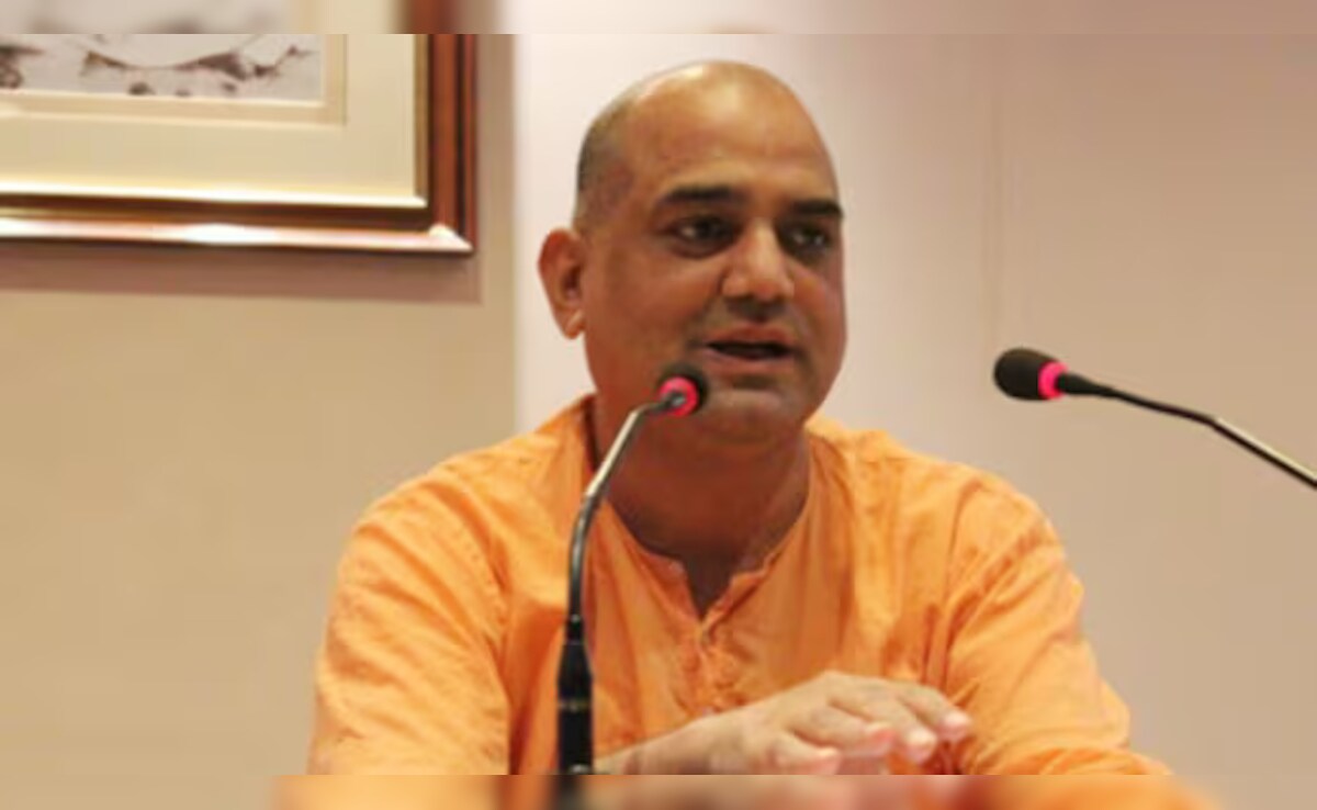 करोड़ों की नौकरी छोड़ सन्यासी बने IIT टॉपर, श्रीश जाधव की कहानी सुन हैरान रह जाएंगे आप