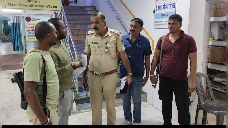 बिहार: बेगूसराय में बम फटने से 2 SI समेत 5 पुलिसकर्मी घायल, सोना लूटकांड में छापेमारी करने गई थी टीम