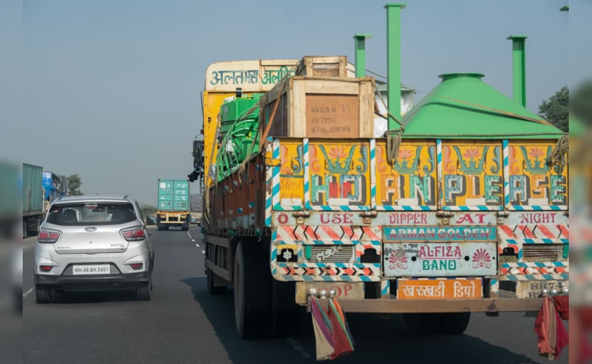 Penalties Up To 4x: Govt's New Overload Penalty Rules For Vehicles Comes In Effect From April 15