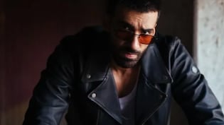 तीसरे दिन ही थियेटर से उतर गई थी इस एक्टर की पहली फिल्म, आज क्लासिक कहलाती है वही लव स्टोरी