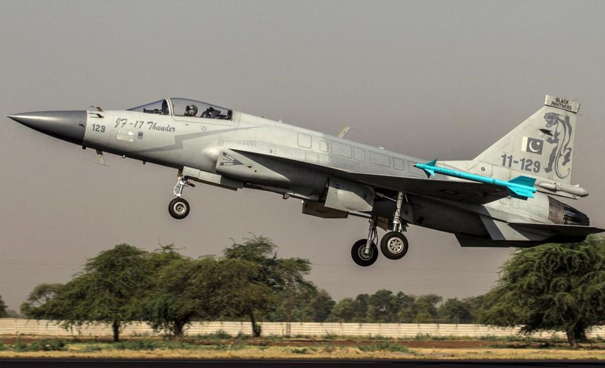 ईरान-अमेरिका वार्ता के बीच सऊदी अरब क्यों पहुंचे पाकिस्तानी एयरफोर्स के जेट्स?