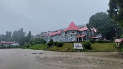 This Hill Station Near Darjeeling Combines Tea Gardens And Haunted Stories