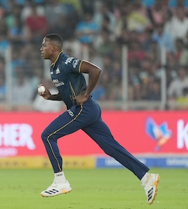 Kagiso Rabada Smoking In Gujarat Titans Camp? Viral Video Stumps Internet