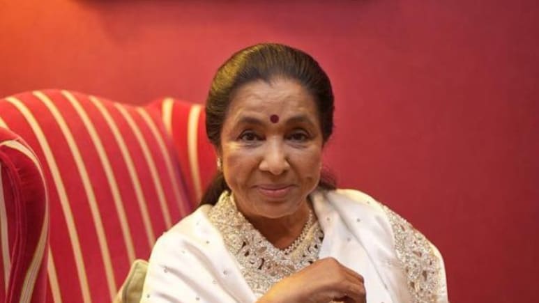 आशा भोसले पंचतत्व में विलीन, सुरों की मलिका को अंतिम विदाई देने पहुंचे क्रिकेटर और सिनेमा के सितारे