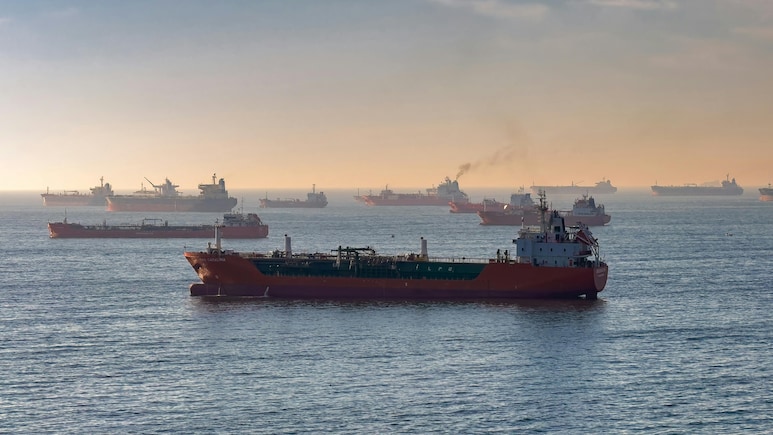 Iran To Charge $1 Per Barrel From Oil Tankers Passing Hormuz: Report