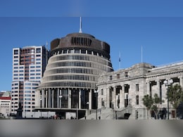 New Zealand Records $2.4 Billion Investment In Golden Visa In 1st Year: Who Can Apply?