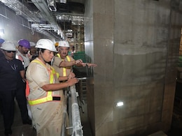 Delhi Metro Phase-4: अचानक दिल्ली मेट्रो फेज-4 का काम देखने पहुंच गईं रेखा गुप्ता, कहा-लापरवाही पर होगा ऐक्शन, तरीफ भी की