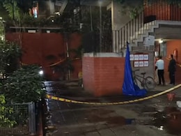 बाप-बेटे को O Block के बाहर बुलाया, चाकू से गोदा... साउथ दिल्ली के तारा अपार्टमेंट्स में आखिर हुआ क्या?