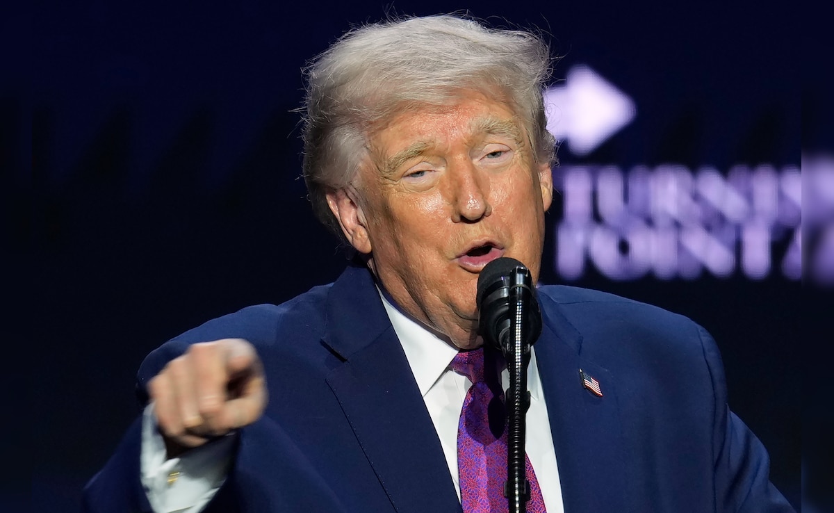 डोनाल्ड ट्रंप ने फिर अलापा पुराना राग, बोले- भारत-पाक में छिड़ जाता महायुद्ध, 5 करोड़ लोगों की जिंदगी बचाई