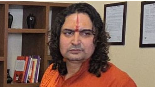 'हम दो हमारा एक' की सोच पर भड़के बालमुकुंद आचार्य, बोले- ऐसे ही रहा तो हम 'अल्पसंख्यक' और 'चच्चा' बहुसंख्यक हो जाएंगे