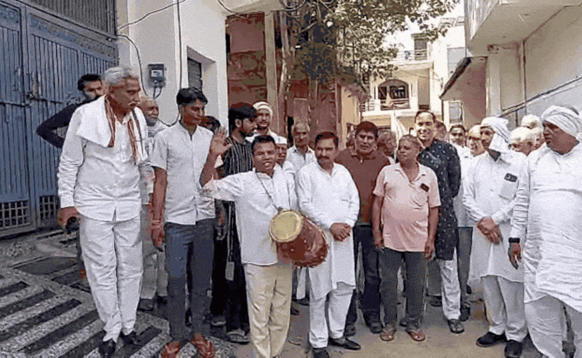 डीजे बजाने पर 'अछूत' हो गया नागर परिवार, ग्रेटर नोएडा में ऐलान, यह कैसा फैसला?