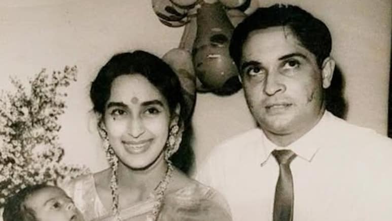 नूतन का इकलौता बेटा हैं बॉलीवुड का विलेन, जो 90s में बने आदर्श पुत्र, हिंदी सिनेमा का बन गए हैं चहेता सितारा
