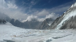 Mountaineers Reopen Everest Route After 2 Week Blockage By Massive Ice Chunk