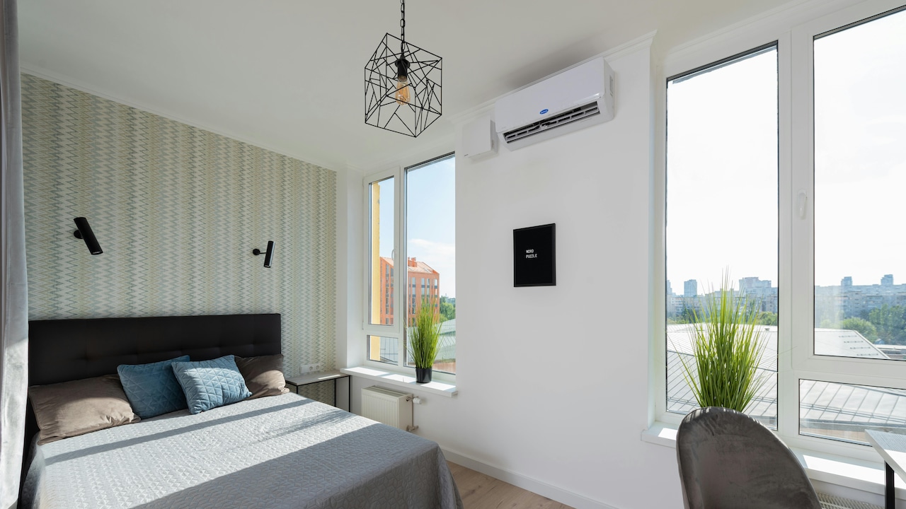 Room Still Hot After AC? How To Find Split ACs With Better Air Throw That Cool Faster