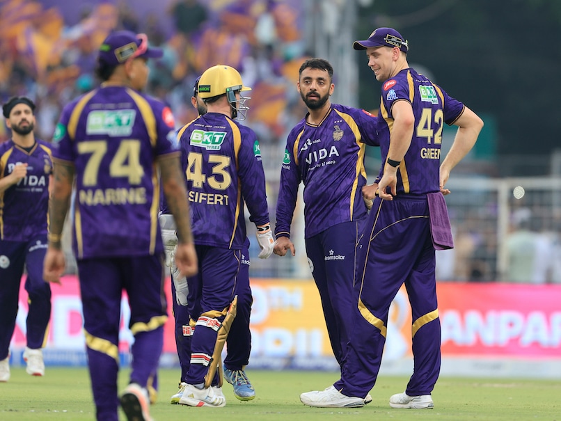 KKR vs RR LIVE Score, IPL 2026: Kartik Tyagi Makes It Up For KKR Star's Blunder, Scalps Huge Wicket